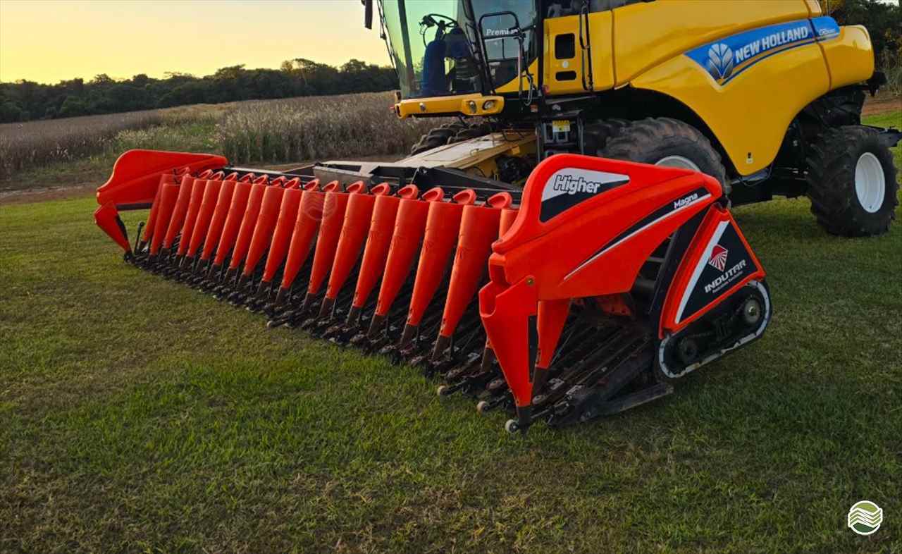PLATAFORMA COLHEITADEIRA INDUTAR MAGNA 2050 Marcão Tratores UBERABA MINAS GERAIS MG